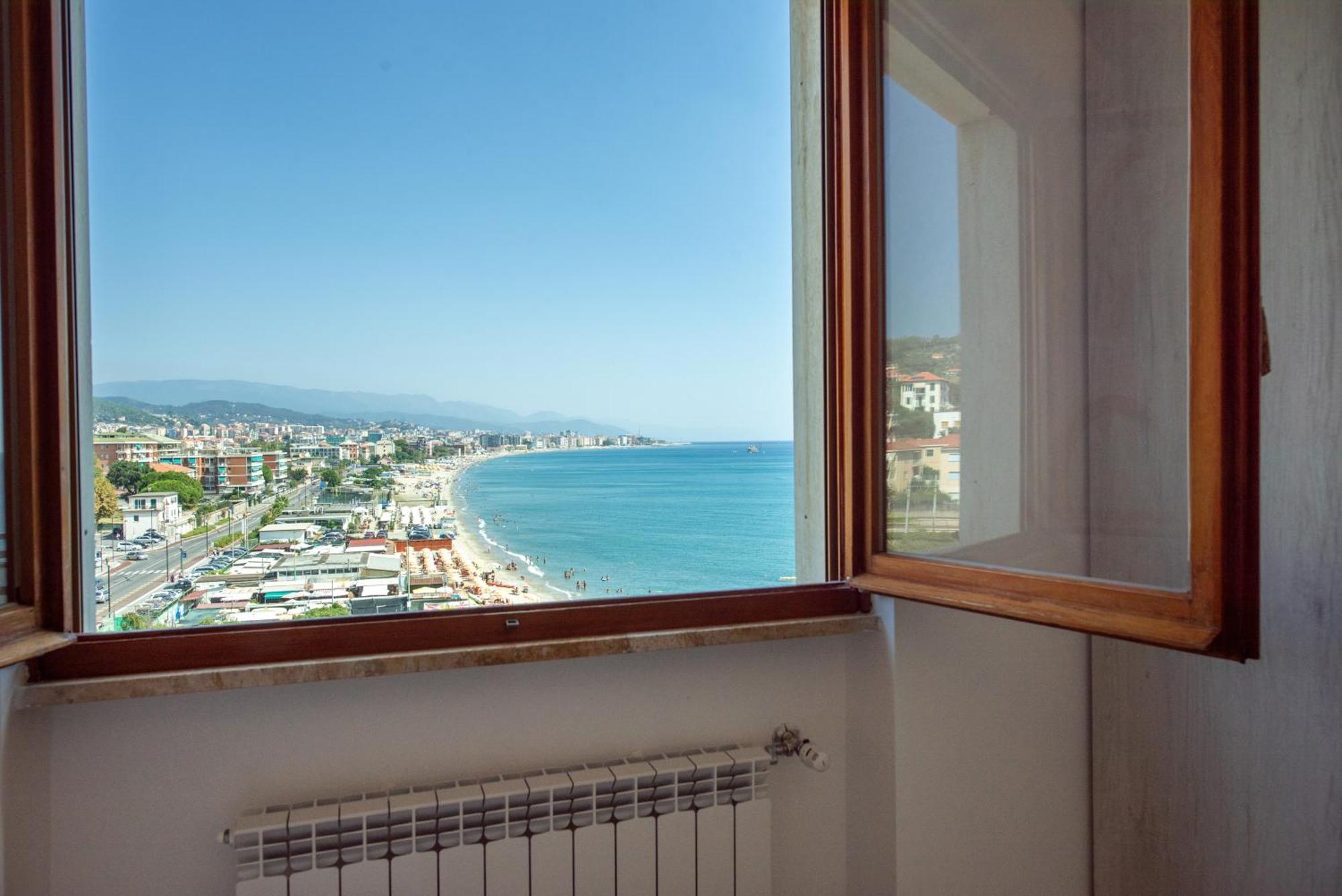 You And The Sea Savona Exterior photo