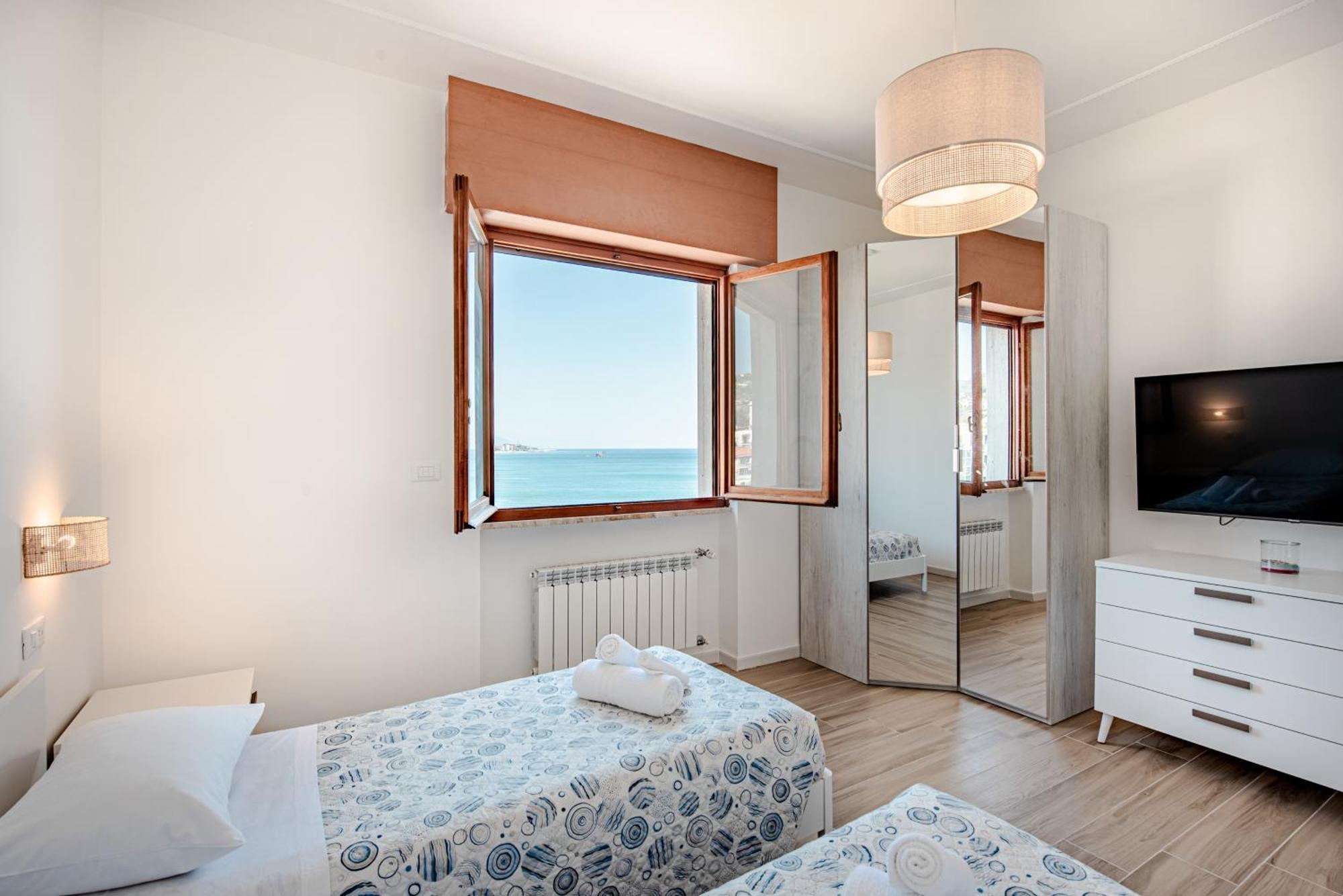 You And The Sea Savona Exterior photo